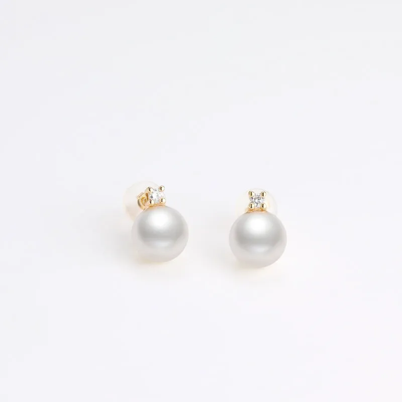 18K Natural Freshwater White Pearl Earrings