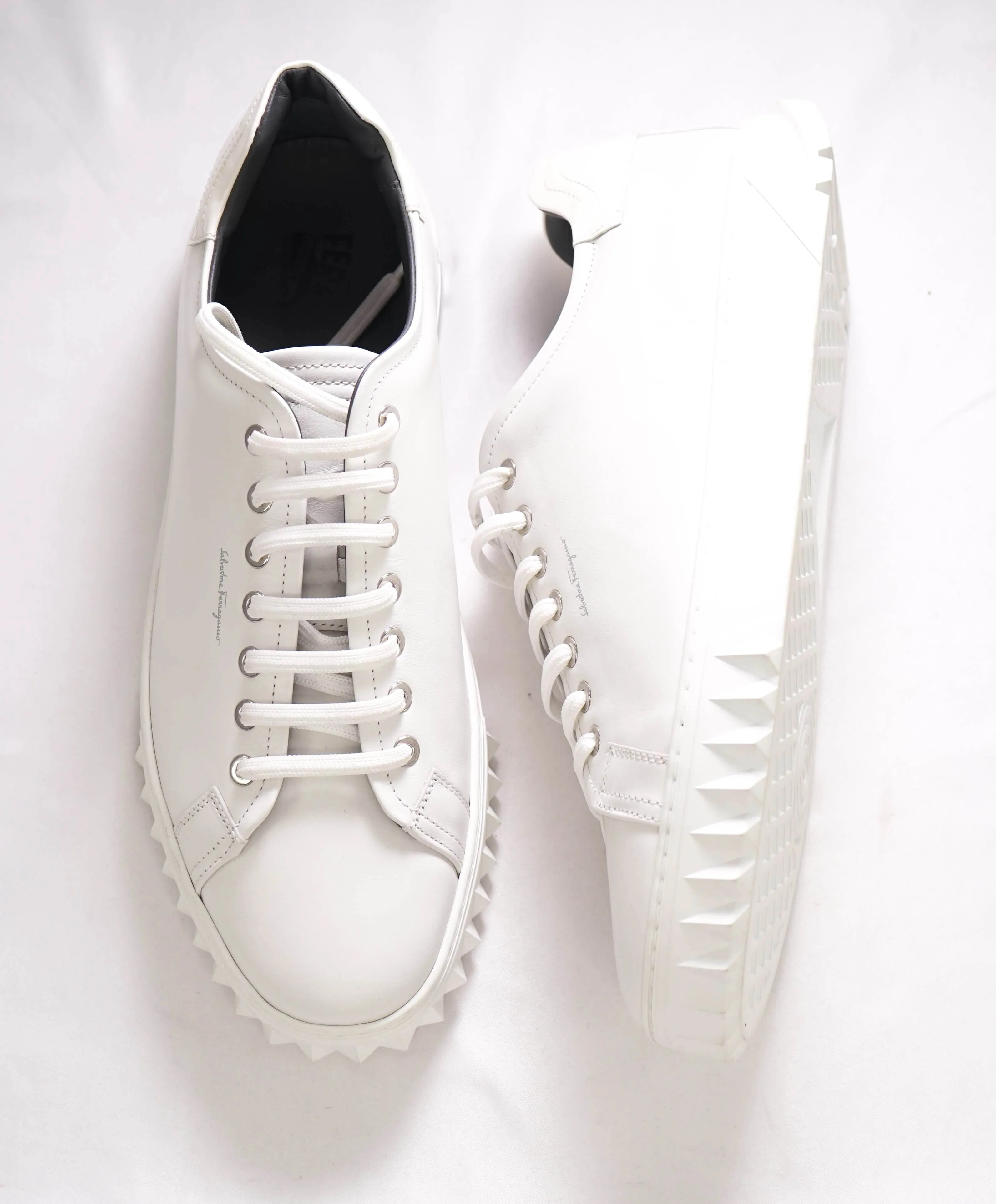 $750 SALVATORE FERRAGAMO - *Rhinoceros* White Gancini Sneaker - 10 US
