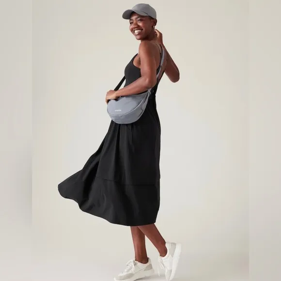Athleta Black Elation V-Neck Hybrid Dress, Medium Petite