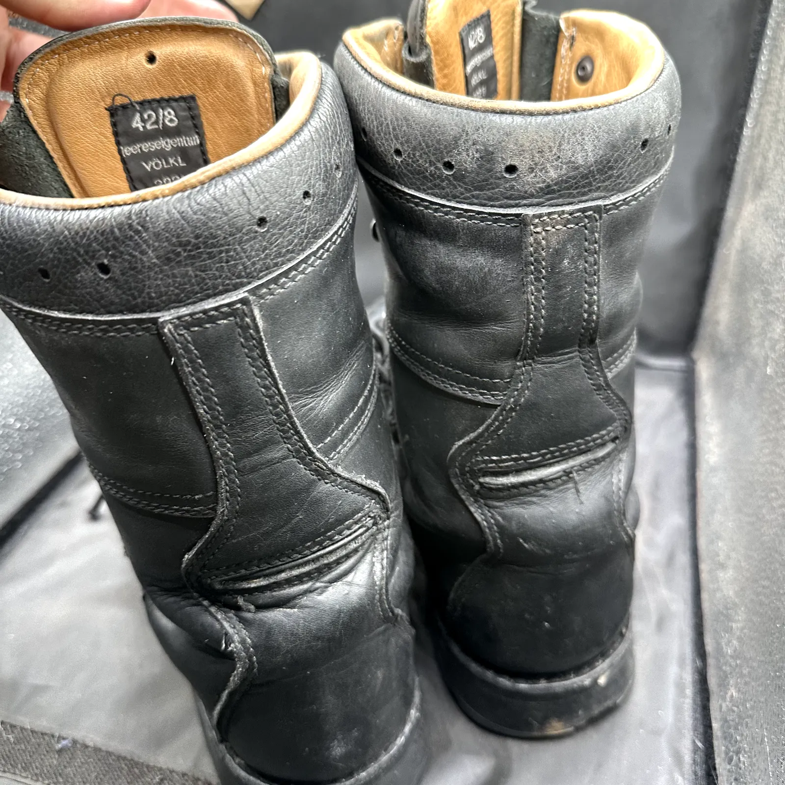 Austrian Army Black Leather Army Heavy Duty Combat Boots - Size EU 42 - UK 8