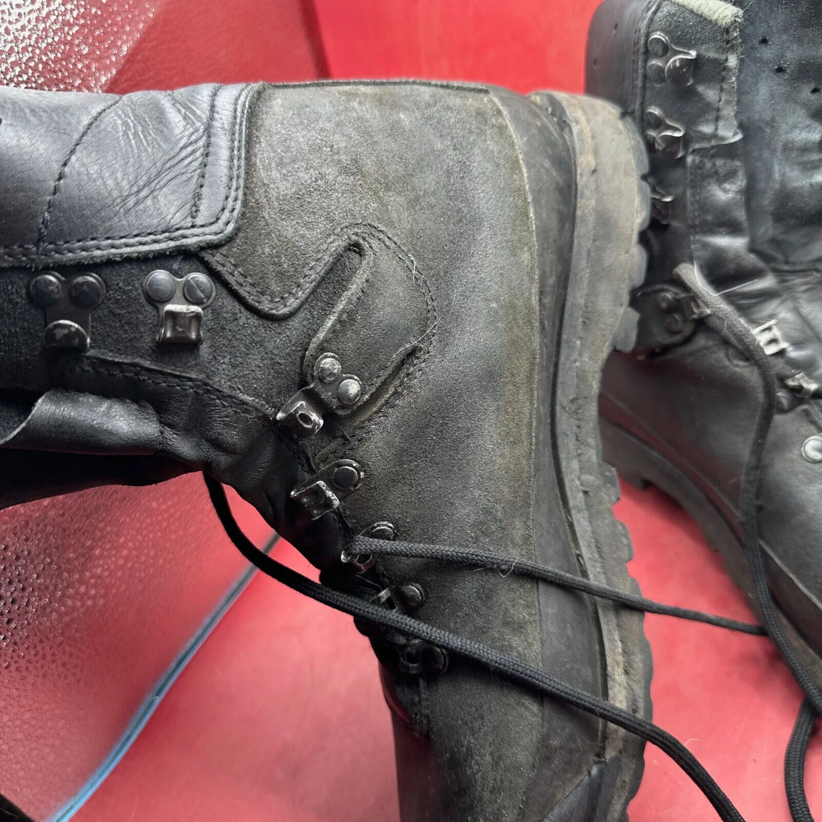 Austrian Army Black Leather Heavy Duty Combat Boots - Size EU 41 - UK 7