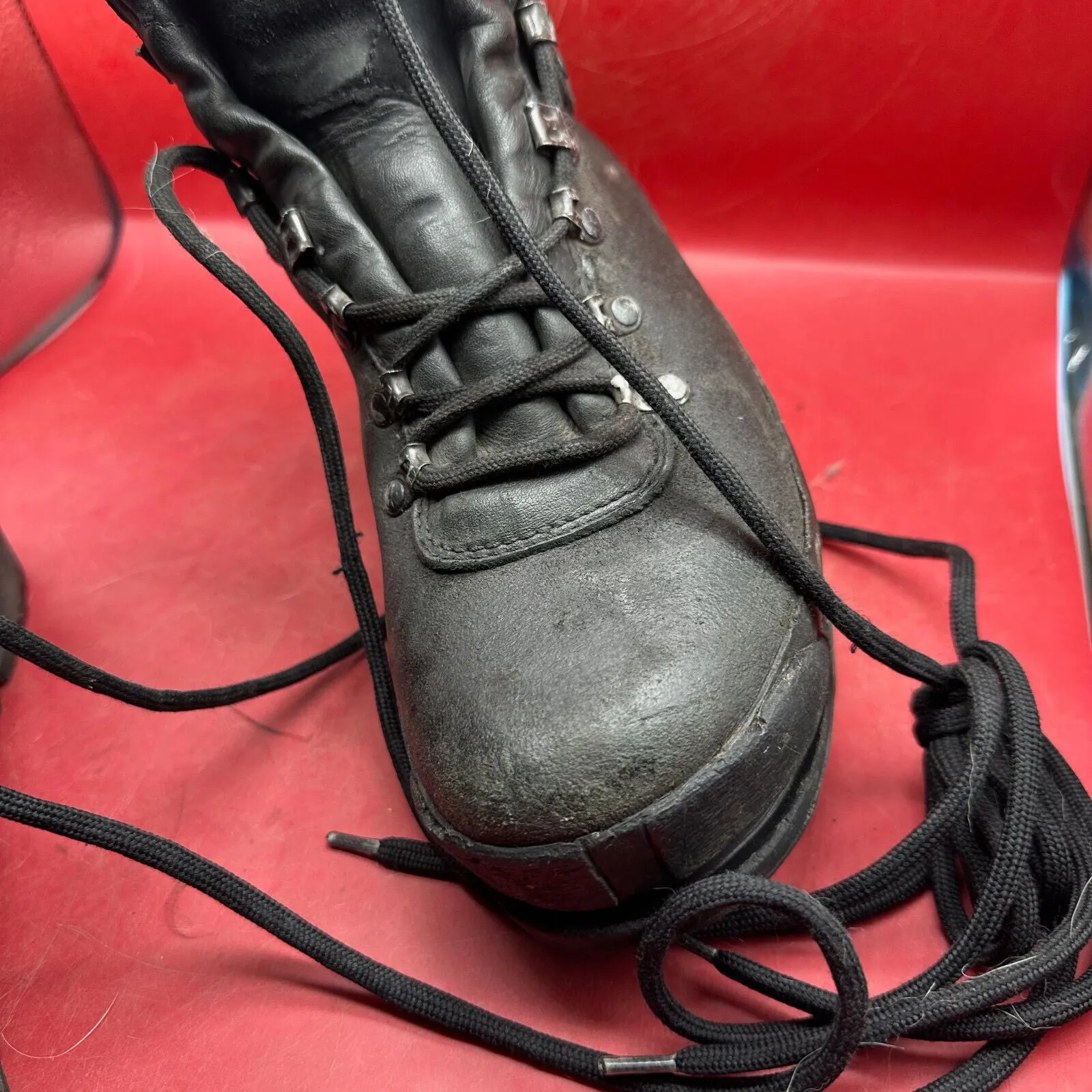 Austrian Army Black Leather Heavy Duty Combat Boots - Size EU 41 - UK 7