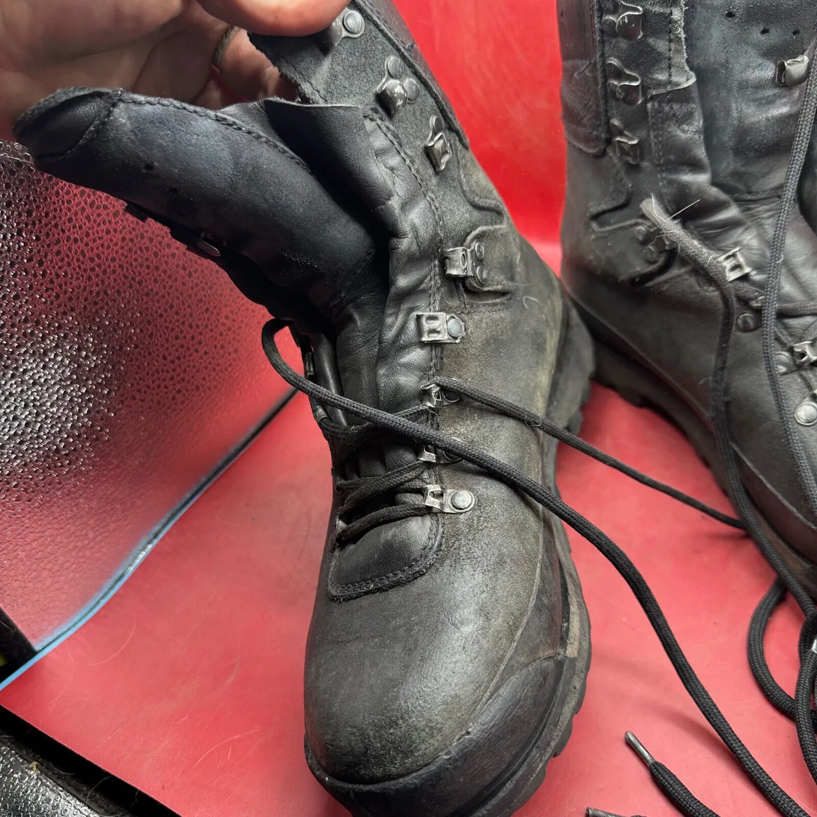 Austrian Army Black Leather Heavy Duty Combat Boots - Size EU 41 - UK 7
