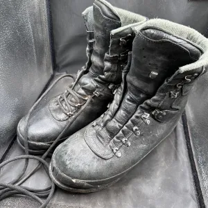 Austrian Army Black Leather Heavy Duty Combat Boots - Size EU 42 - UK 8
