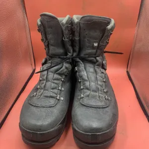Austrian Army Black Leather Heavy Duty Combat Boots - Size EU 43 - UK 9