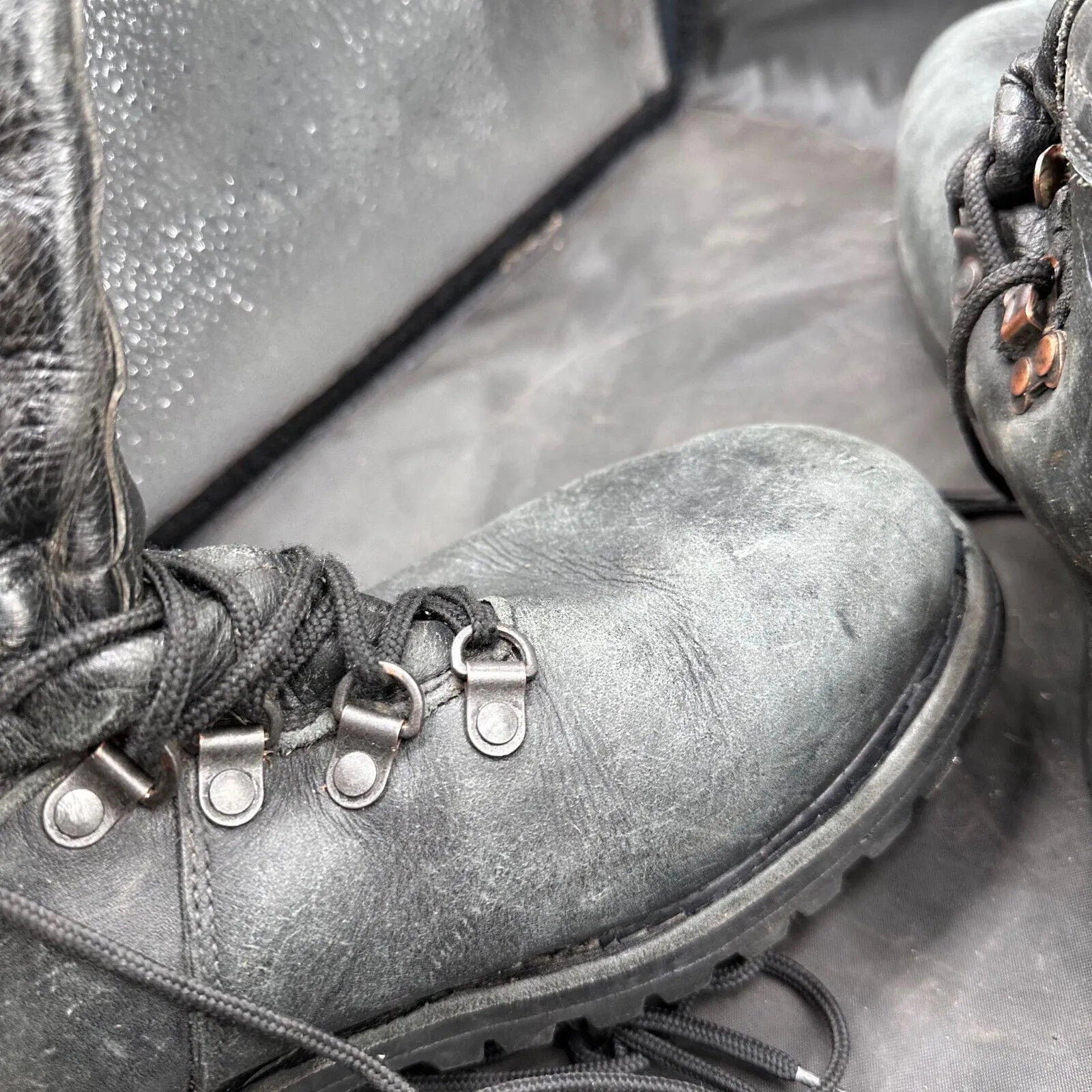 Austrian Army Black Leather Heavy Duty Combat Boots - Size EU 44 - UK 9.5