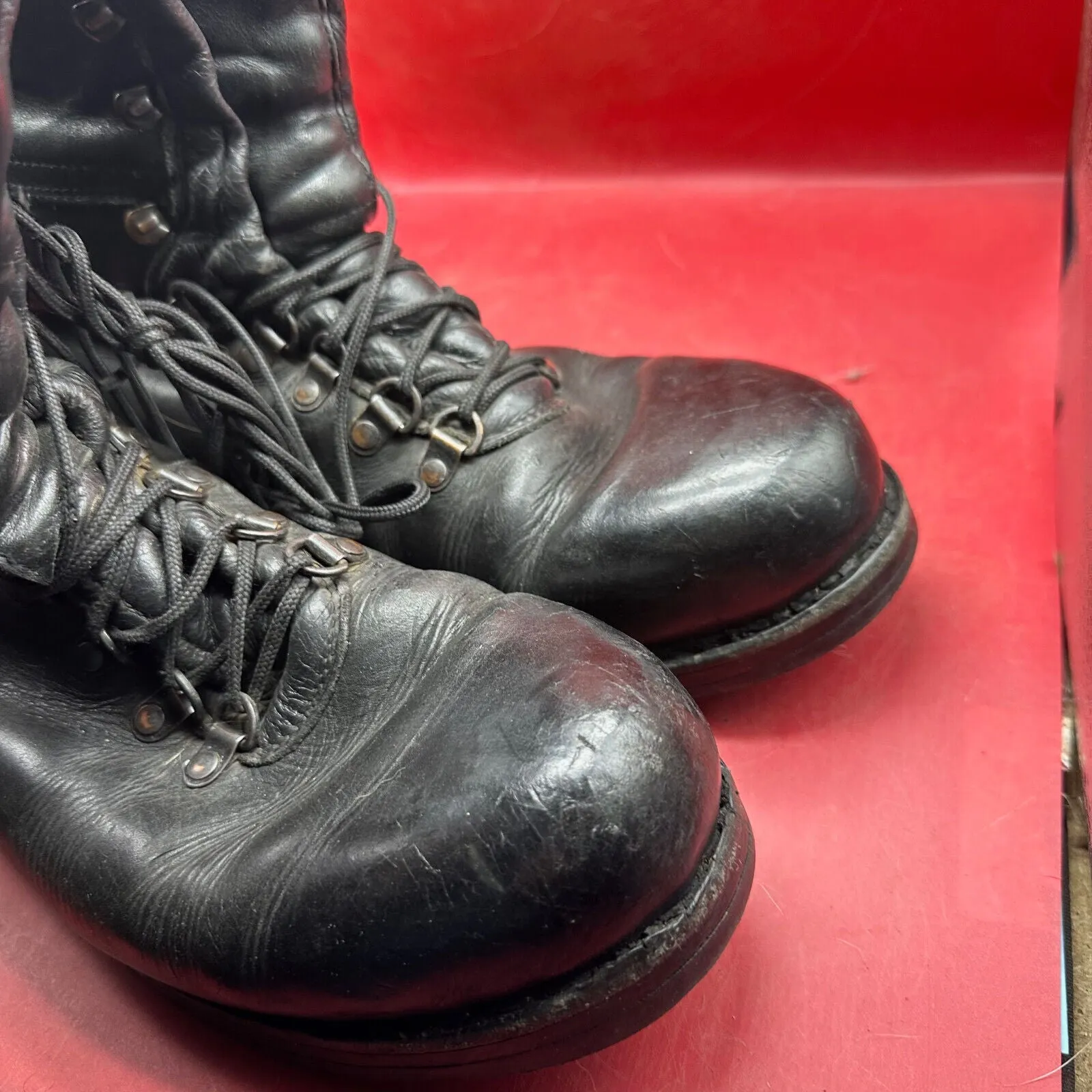 Austrian Army Black Leather Heavy Duty Combat Boots - Size EU 45 - UK 10