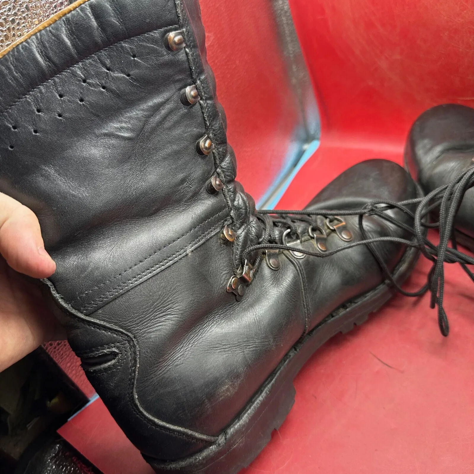 Austrian Army Black Leather Heavy Duty Combat Boots - Size EU 45 - UK 10