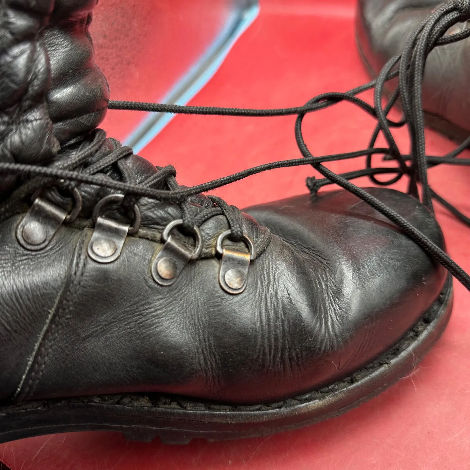 Austrian Army Black Leather Heavy Duty Combat Boots - Size EU 45 - UK 10