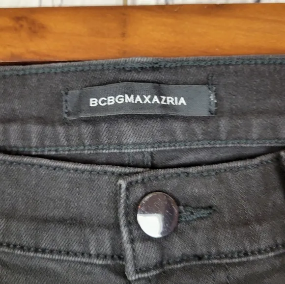 BCBGMaxAzria Distressed Solid Black Straight Tapered Leg Jeans