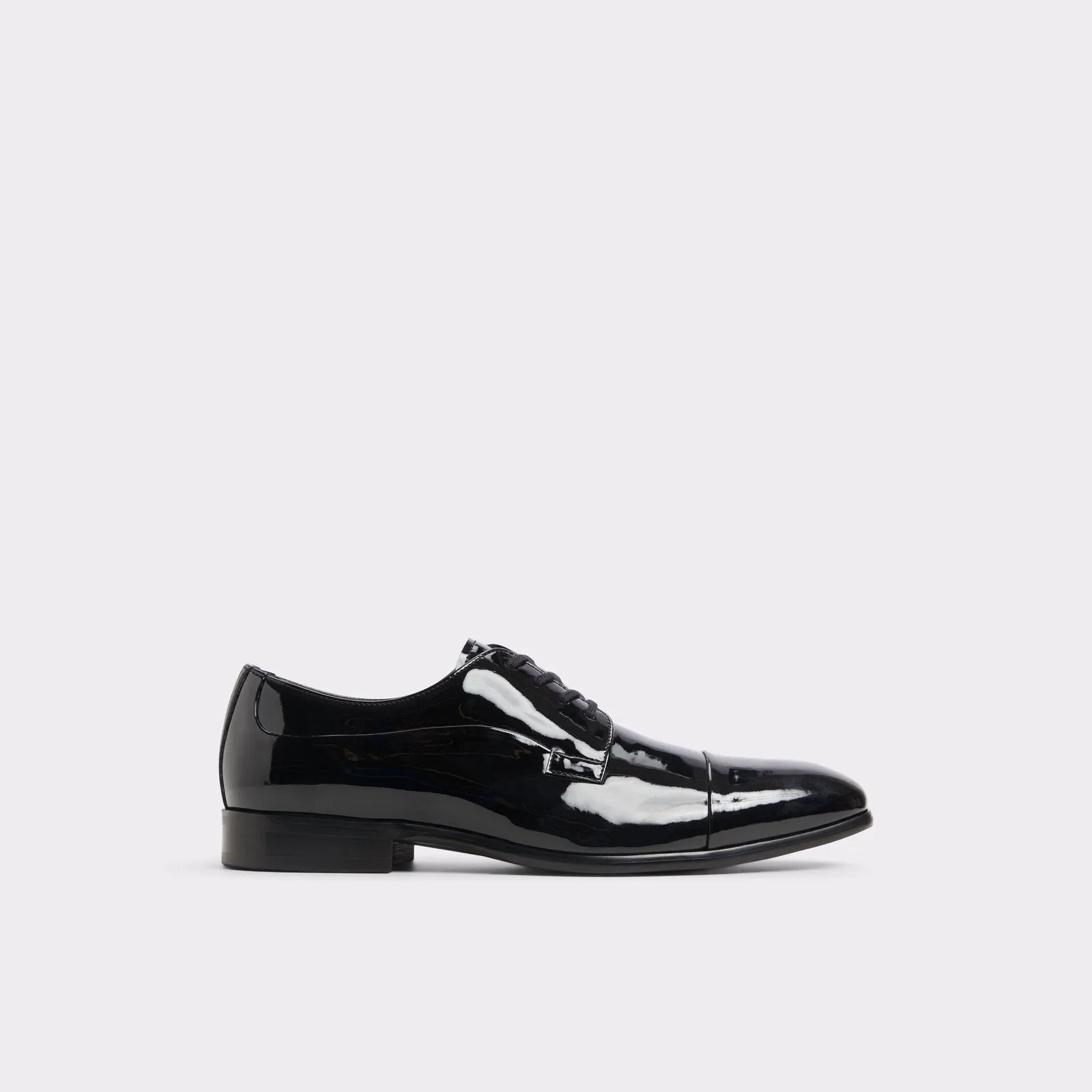 Daniells / Lace Ups