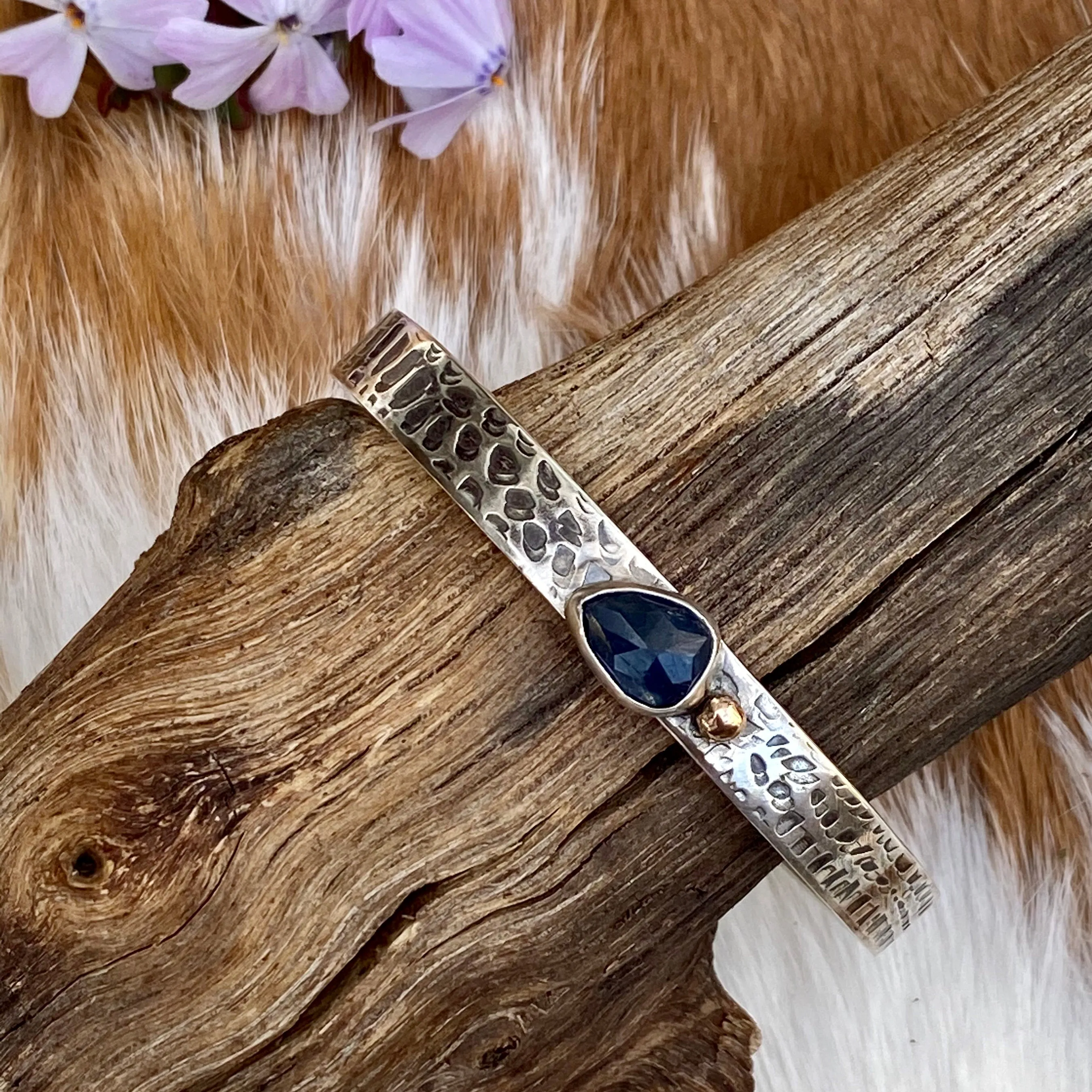 Deep blue Sapphire and golden Garnet and gold snakeskin cuffs