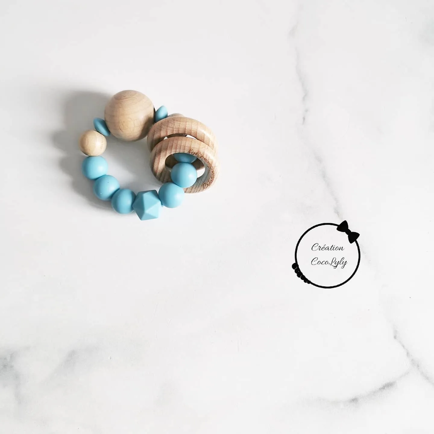 Hochet de dentition simple aqua