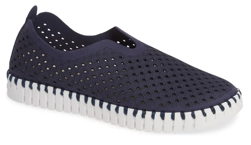 Isle Jacobsen Tulip Shoe