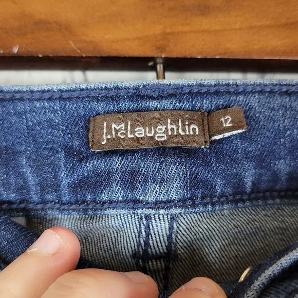 J. McLaughlin Yara Medium Indigo Blue Straight Tapered Leg Jeans
