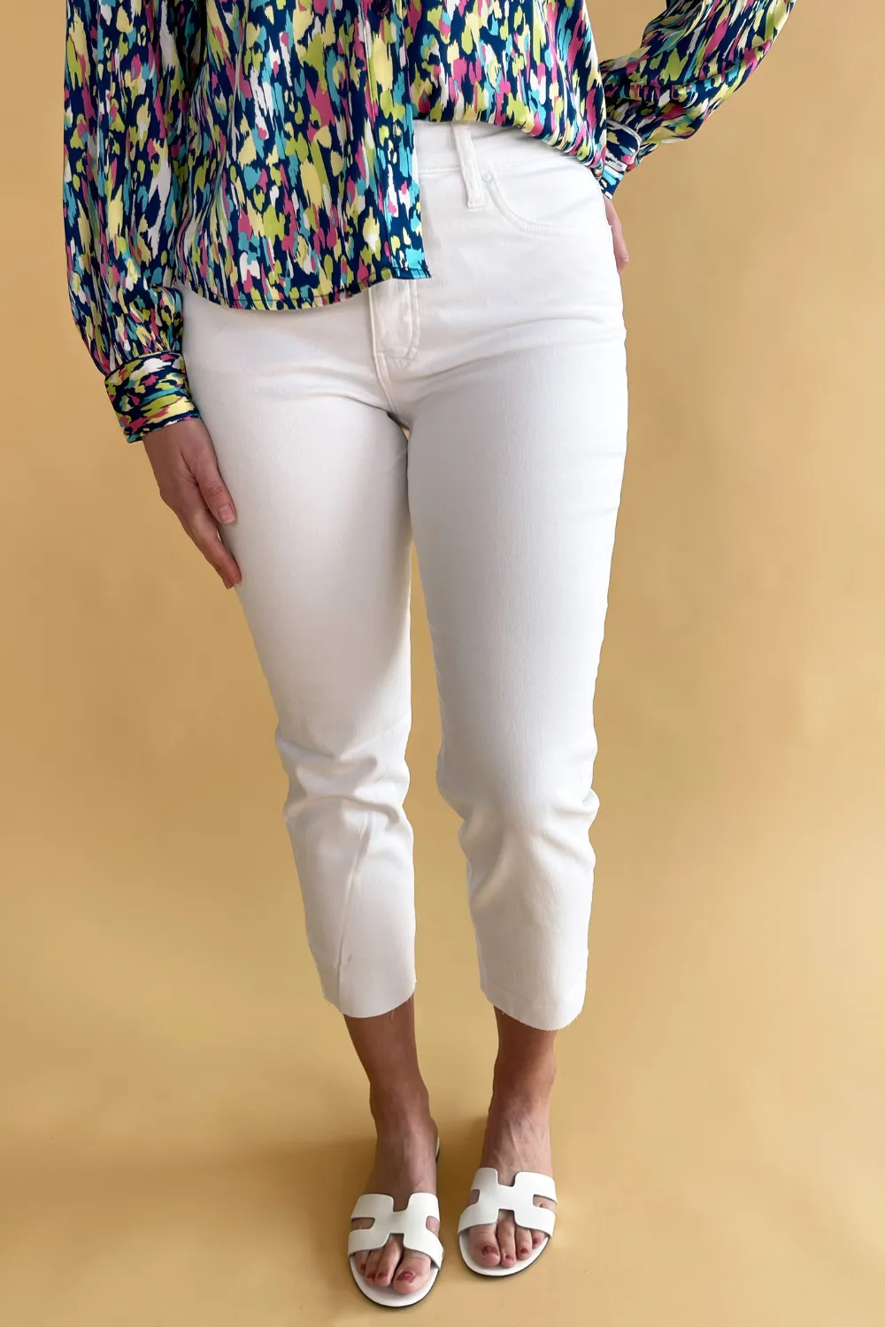 Rachael High Rise Fab Ab Mom Raw Hem