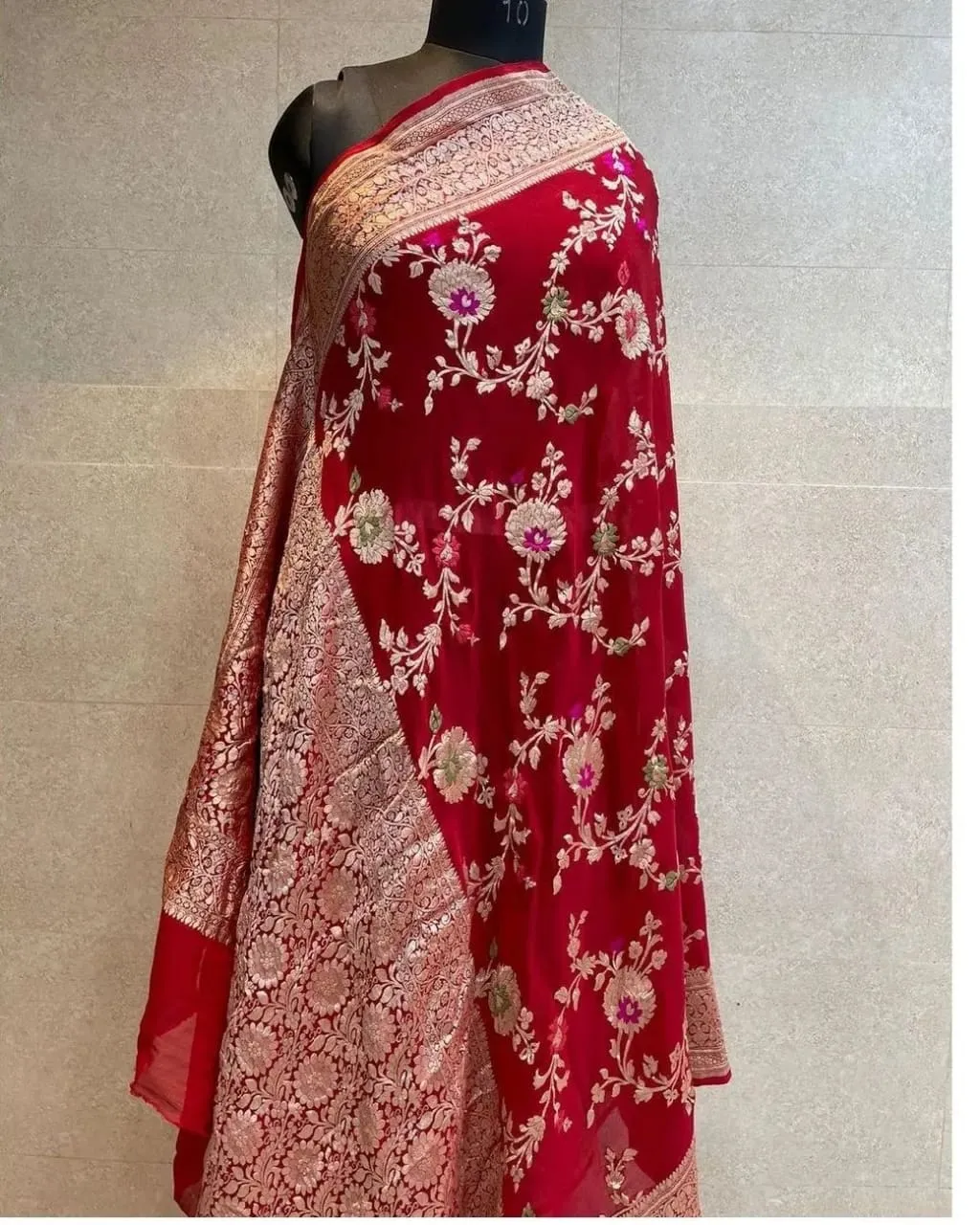 Red Floral Jaal Semi Georgette Banarasi Saree