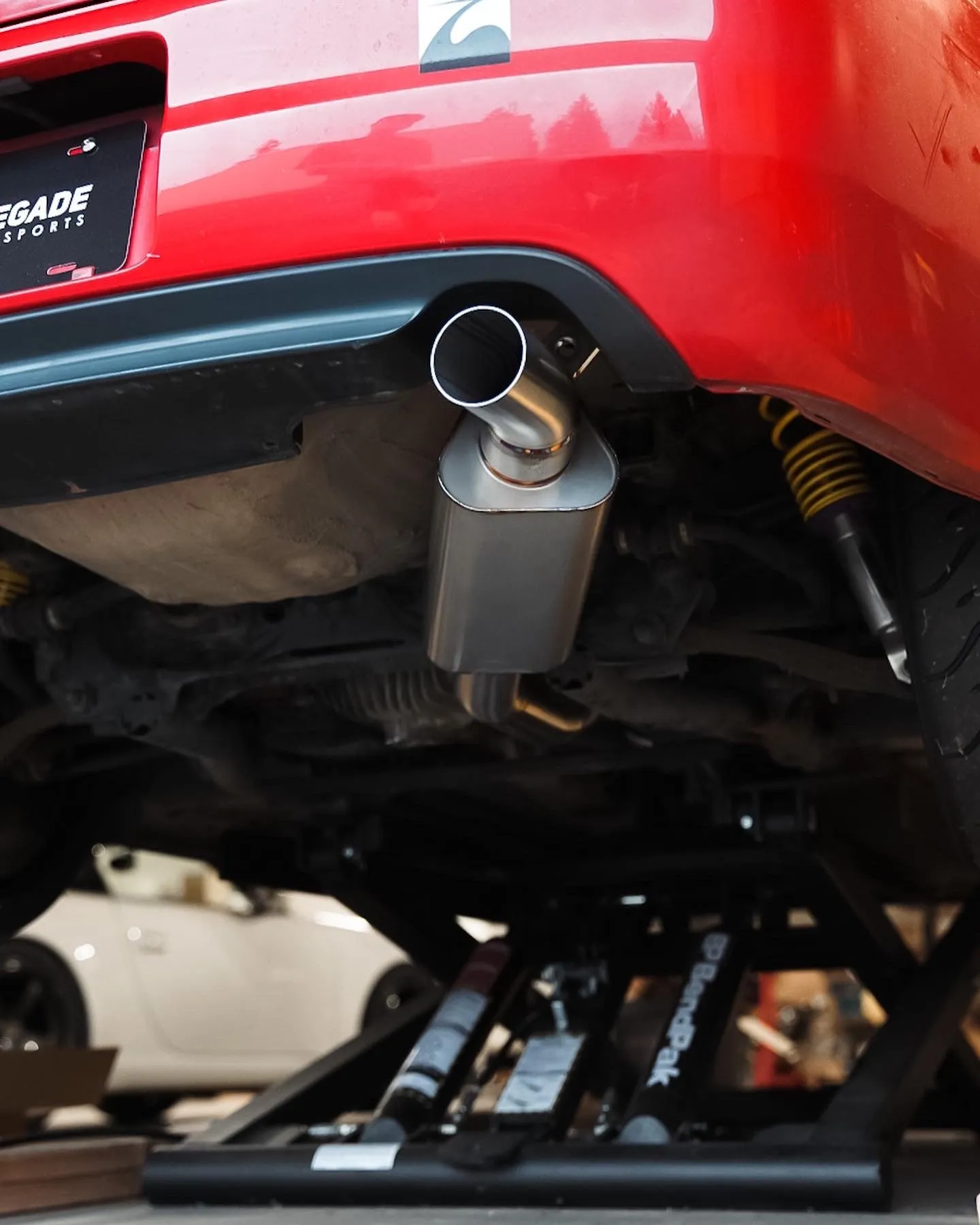 RENEGADE UNIVERSAL TRIANGULAR MUFFLER