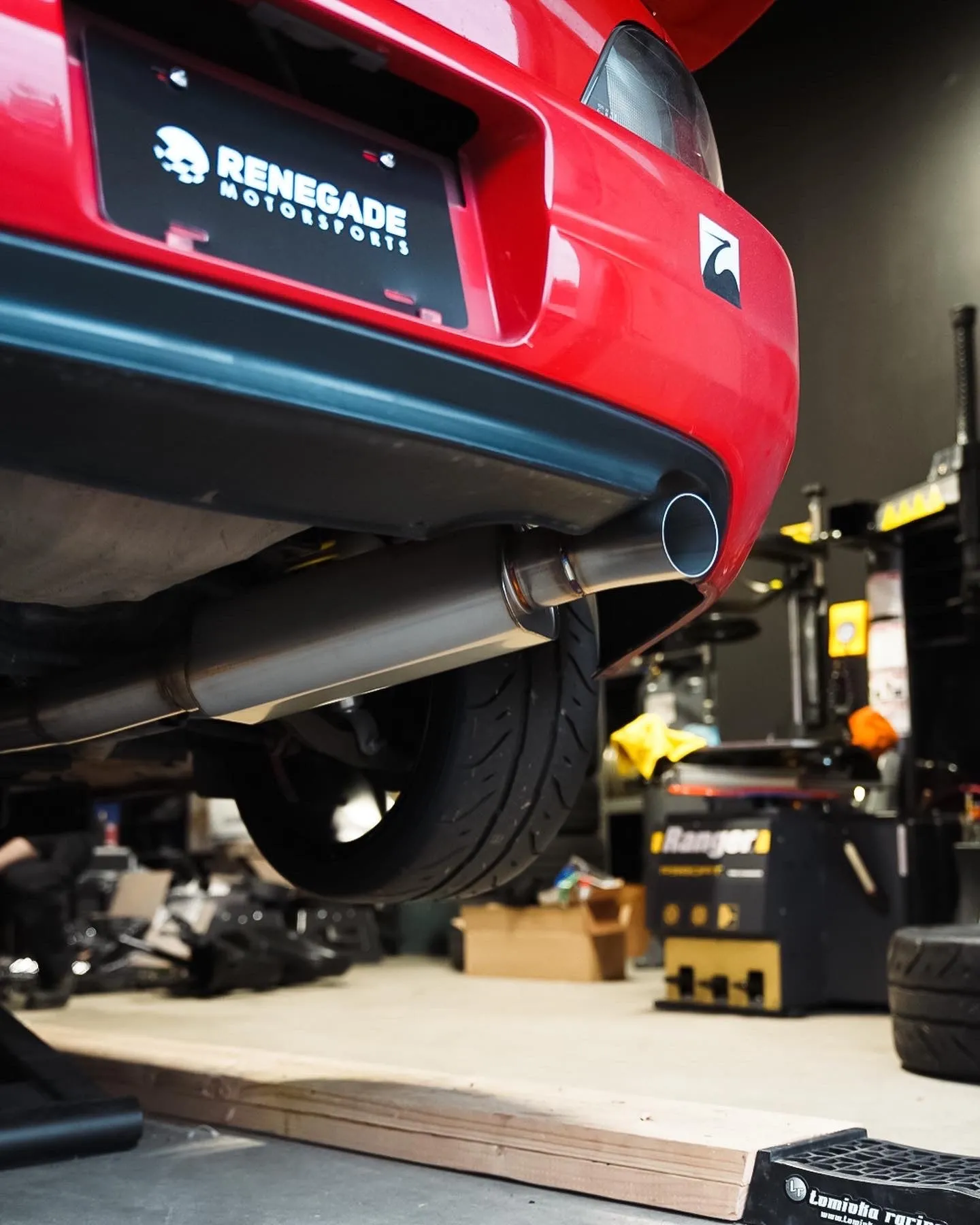 RENEGADE UNIVERSAL TRIANGULAR MUFFLER