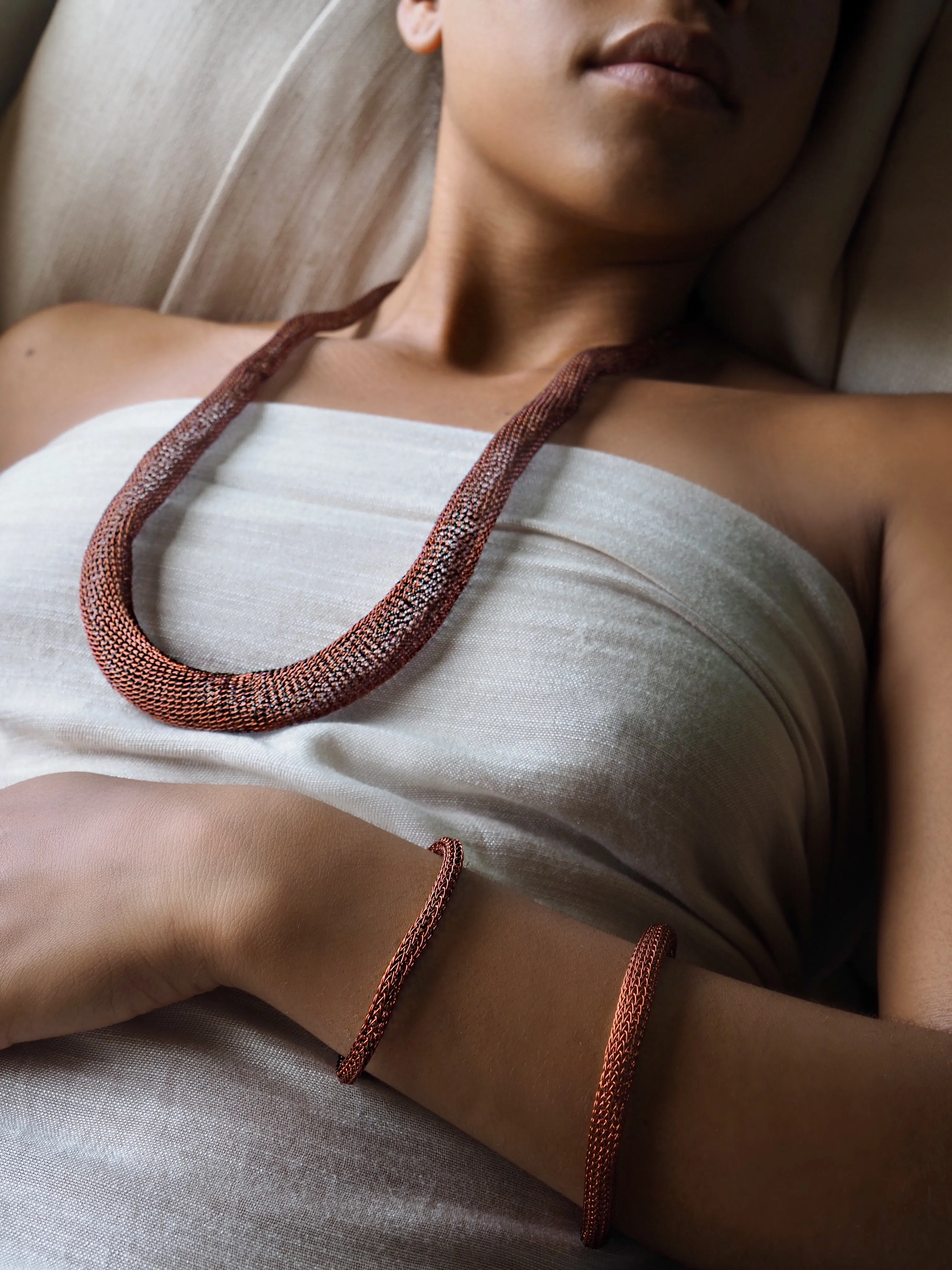SUMBA SIMPLE NECKLACE
