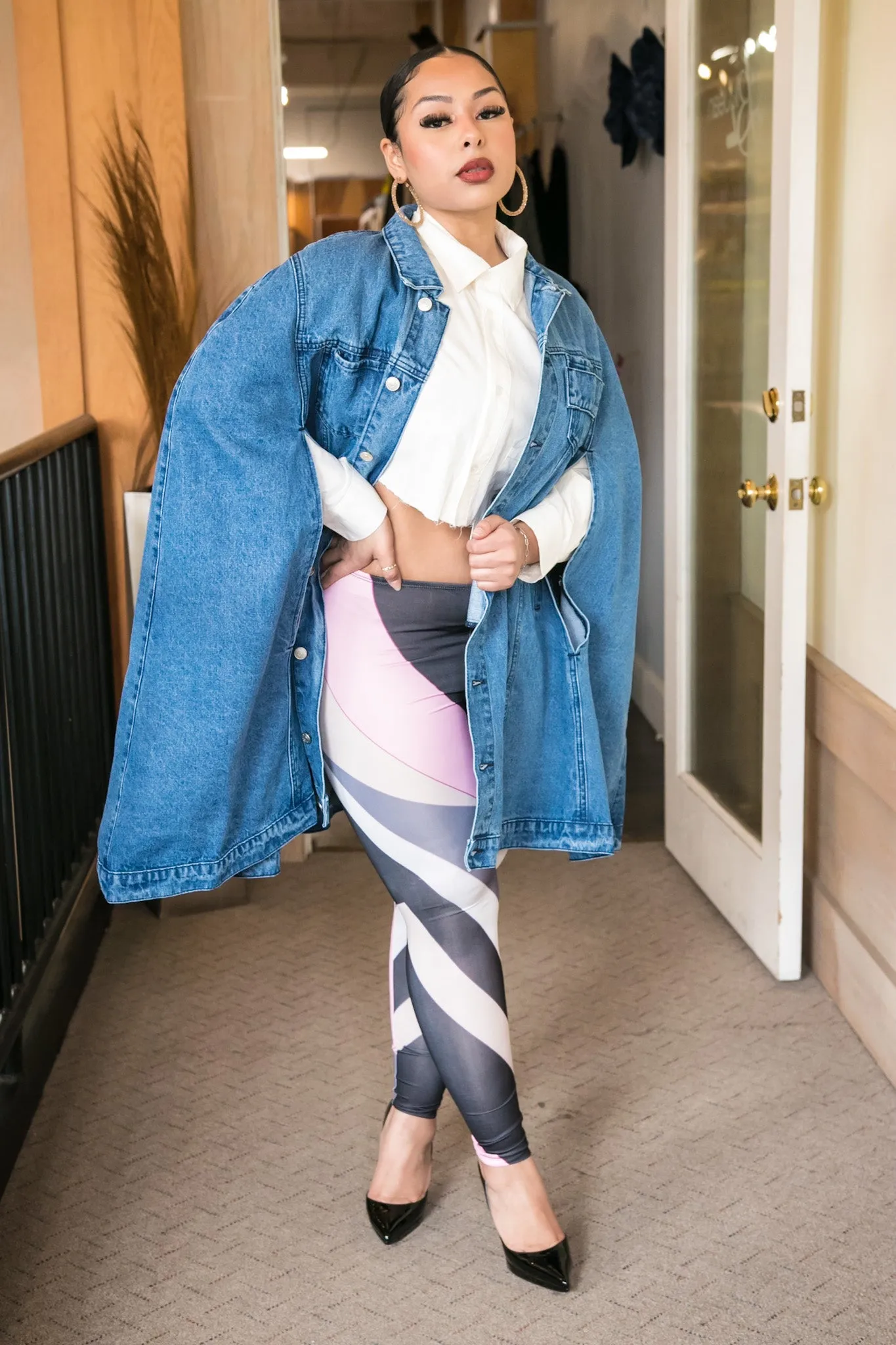 Swirls of Around Graphic Print Leggings
