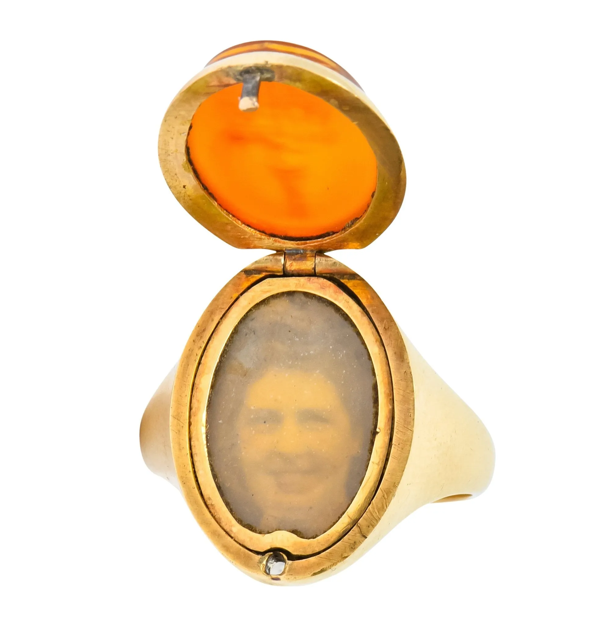 Victorian Carnelian Intaglio 14 Karat Gold Unisex Locket Ring