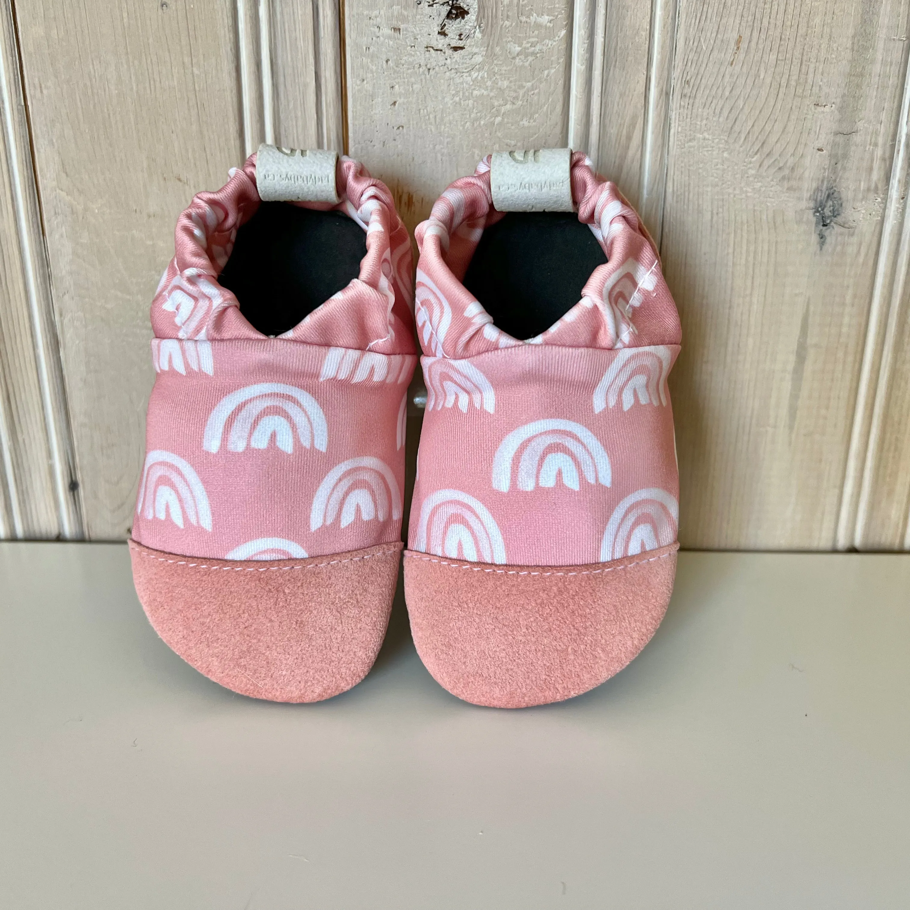 Water shoes - Rainbows